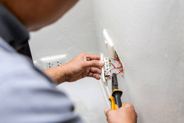 Best Circuit Breaker Repair  in Larchmont, NY